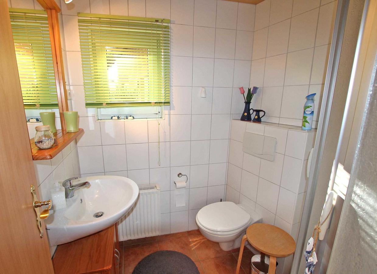 Ferienhaus Mit Separater Wohnung Waren See 9441 Екстериор снимка