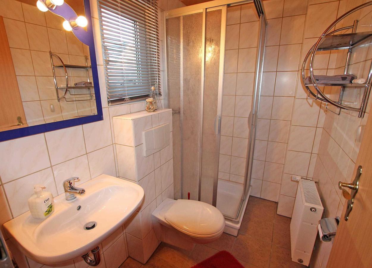 Ferienhaus Mit Separater Wohnung Waren See 9441 Екстериор снимка