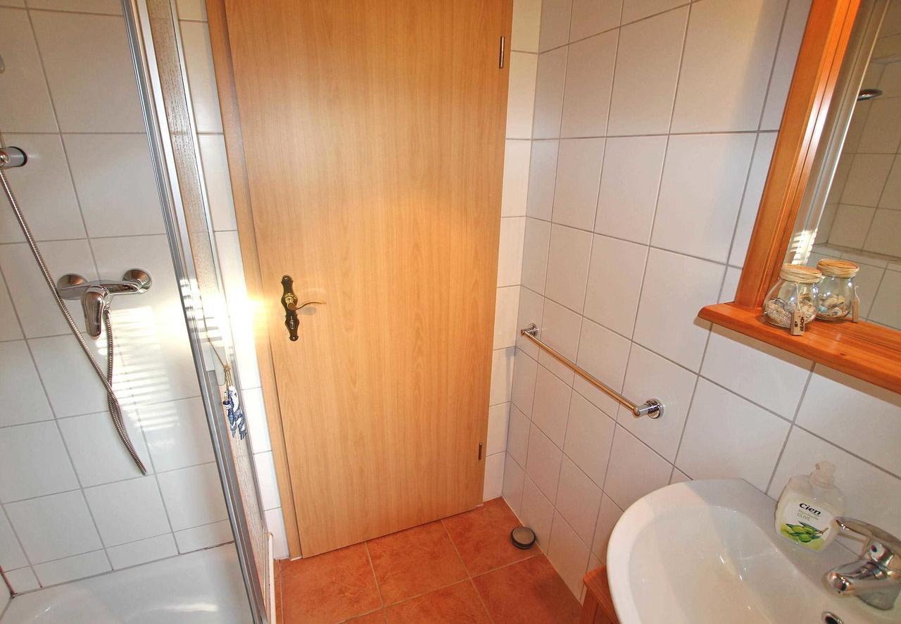 Ferienhaus Mit Separater Wohnung Waren See 9441 Екстериор снимка
