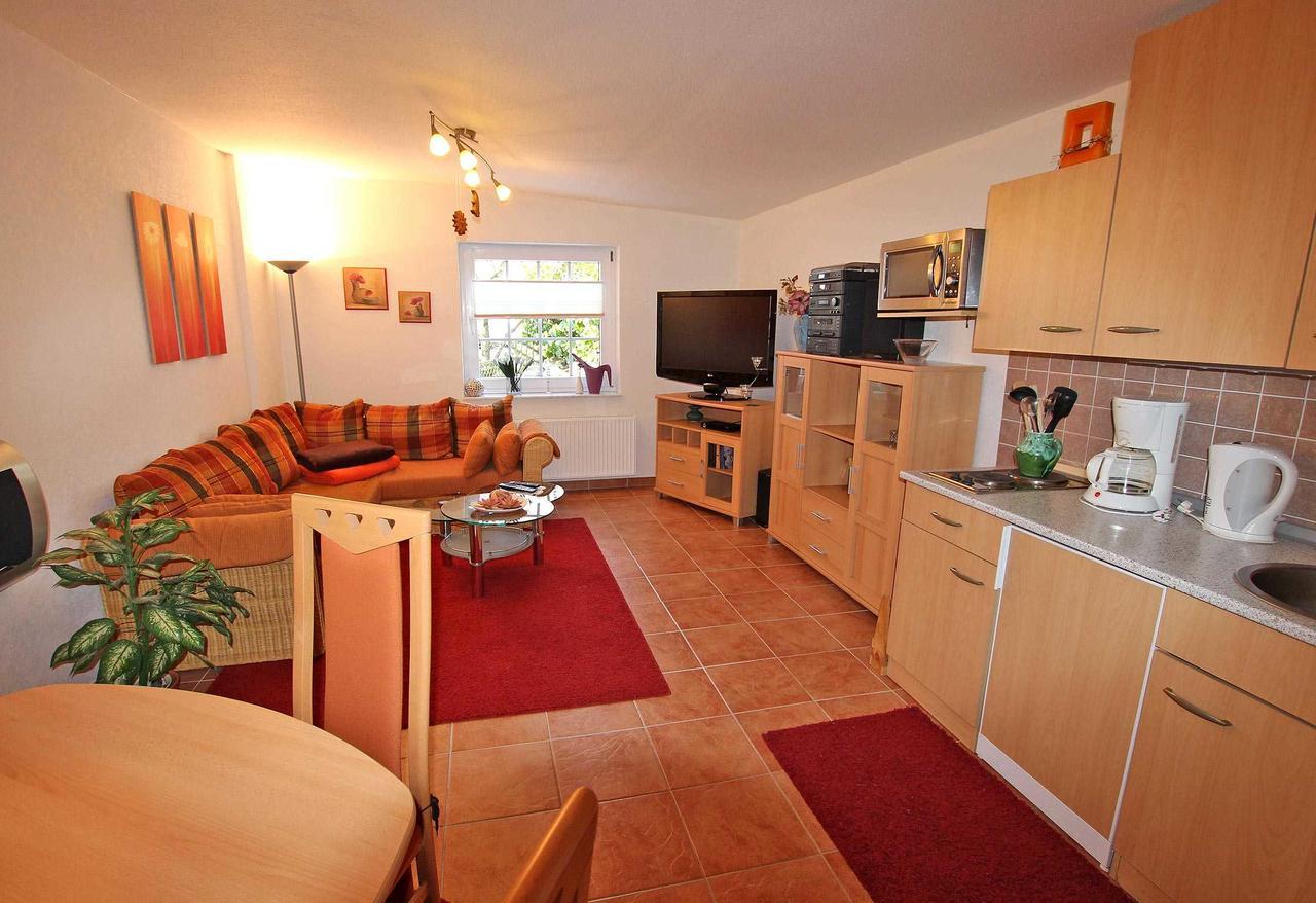 Ferienhaus Mit Separater Wohnung Waren See 9441 Екстериор снимка